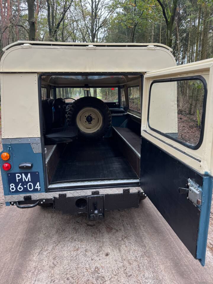 Bild 14/24 von Land Rover 109 (1971)