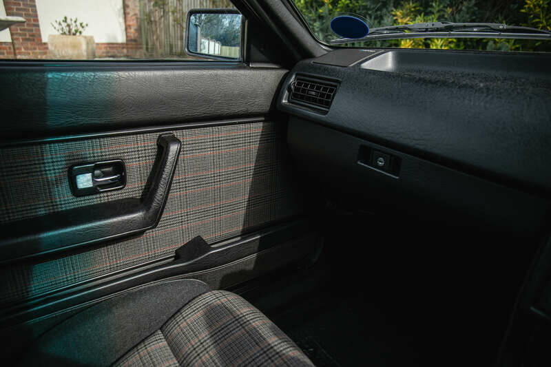 Image 24/48 of Audi quattro (1988)