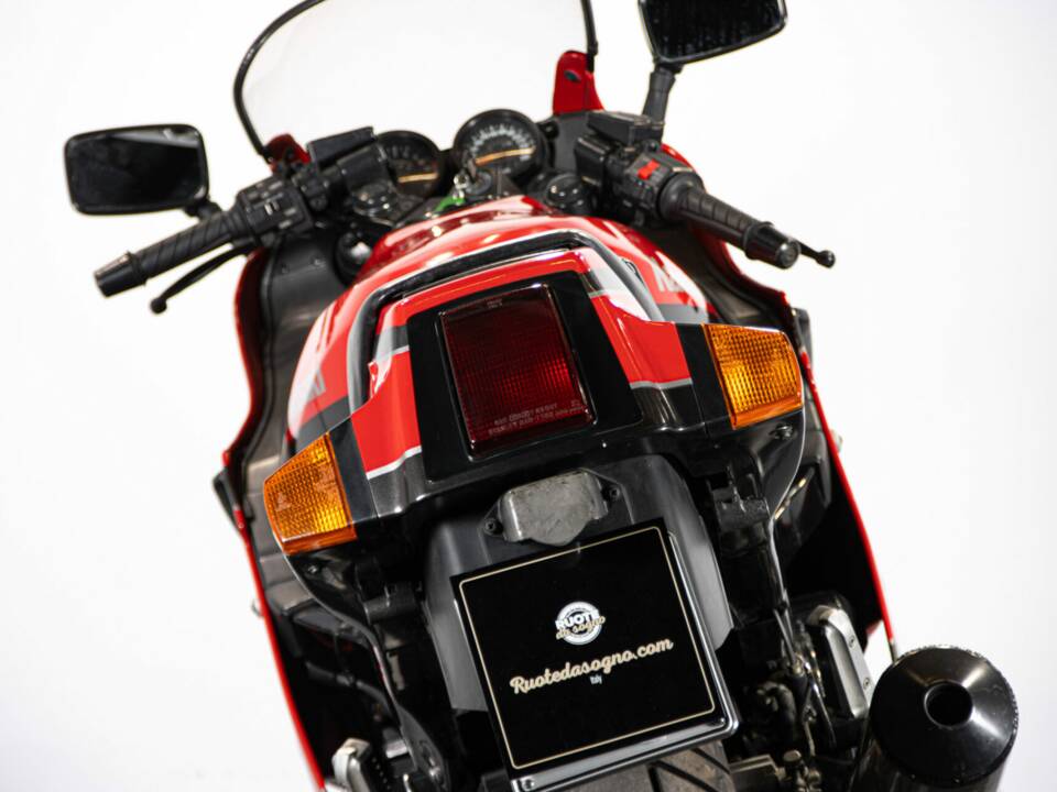 Imagen 29/47 de Kawasaki GPz 1000RX (1986)