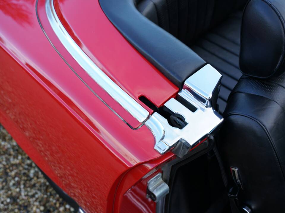 Bild 30/50 von Mercedes-Benz 500 SL (1983)