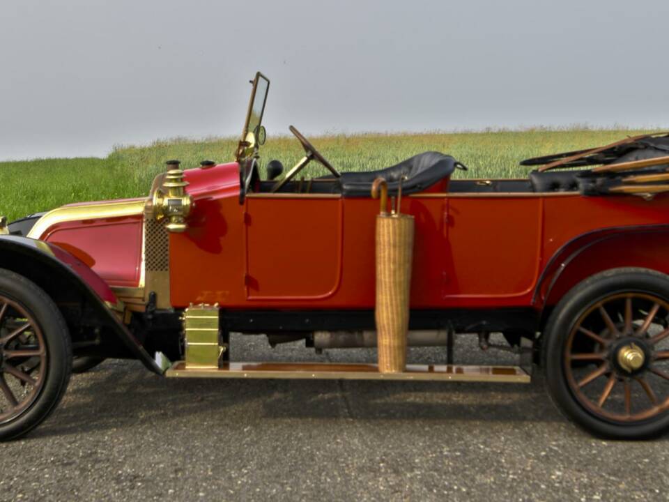 Image 24/50 of Renault Type DG (1913)