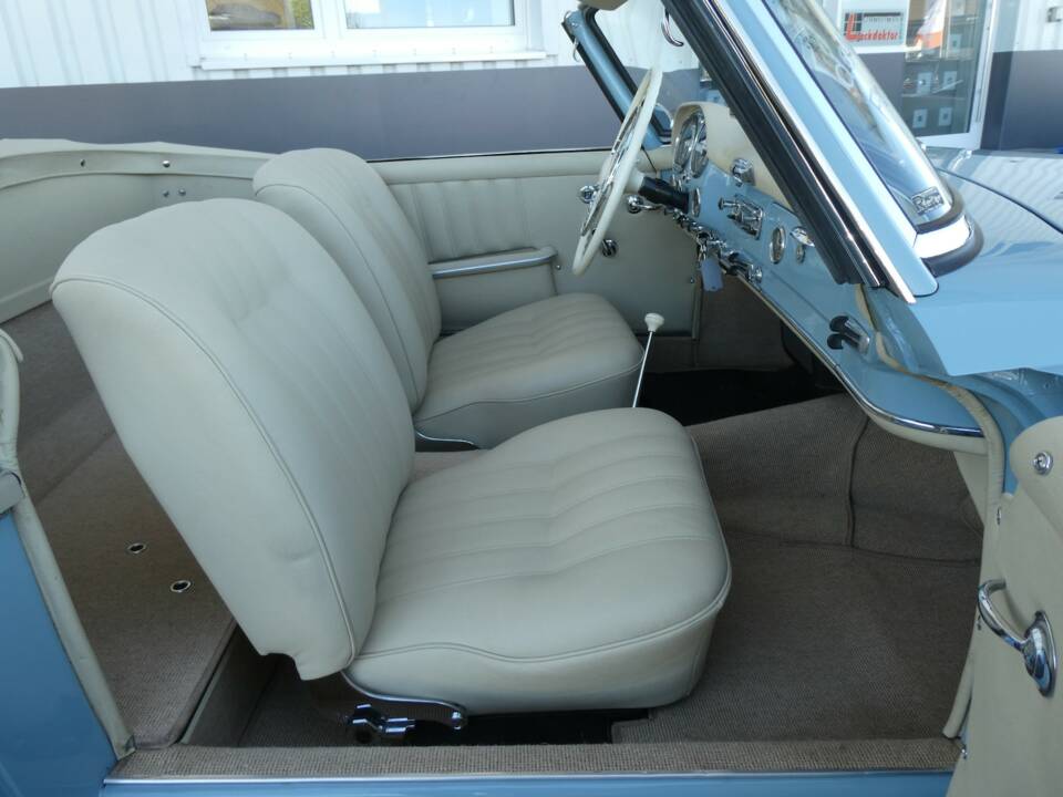 Image 13/29 de Mercedes-Benz 190 SL (1962)