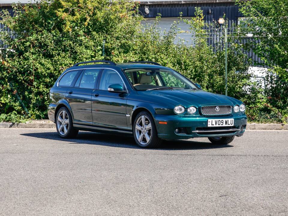Bild 8/35 von Jaguar X-Type Estate 2.2 D (2009)