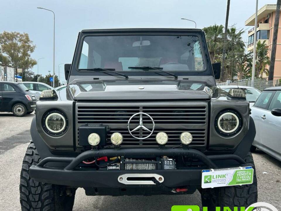 Image 3/10 de Mercedes-Benz 300 GD (SWB) (1980)