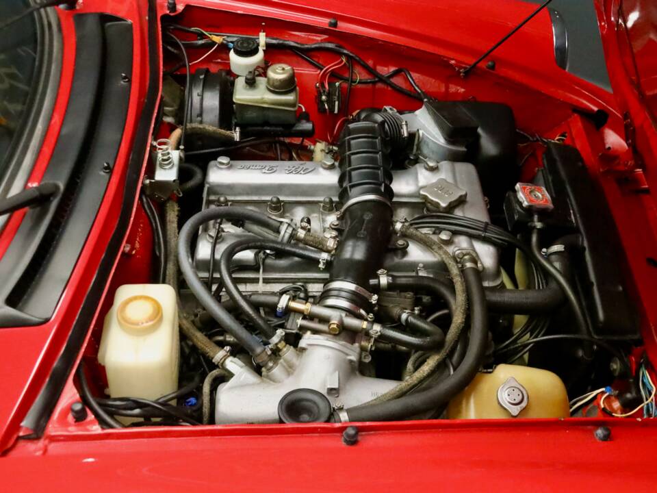 Afbeelding 4/50 van Alfa Romeo Spider Veloce 2000 (1982)