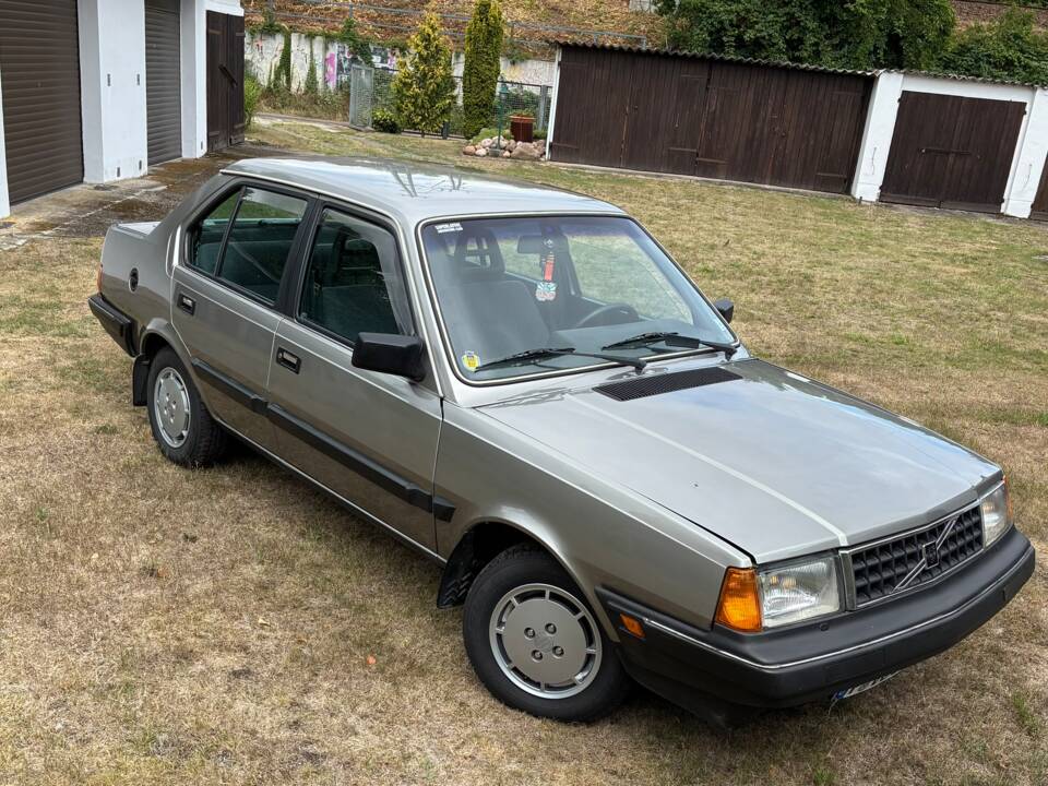 Afbeelding 7/16 van Volvo 360 (1988)