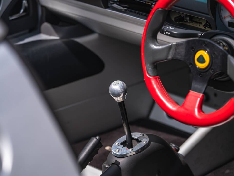 Image 25/37 de Lotus Elise 111 (1998)