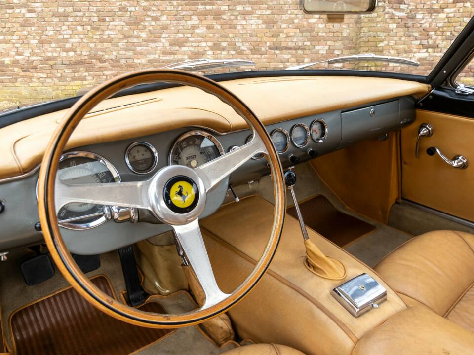 Image 36/50 of Ferrari 250 GT SWB Berlinetta (1962)