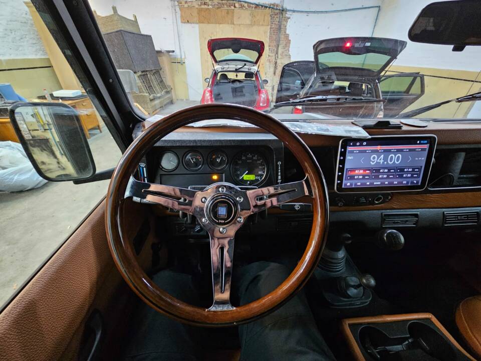 Image 10/18 of Land Rover Defender 110 Td5 (2000)