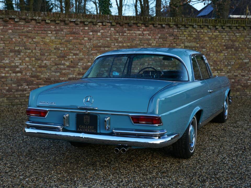 Bild 44/50 von Mercedes-Benz 250 SE (1967)