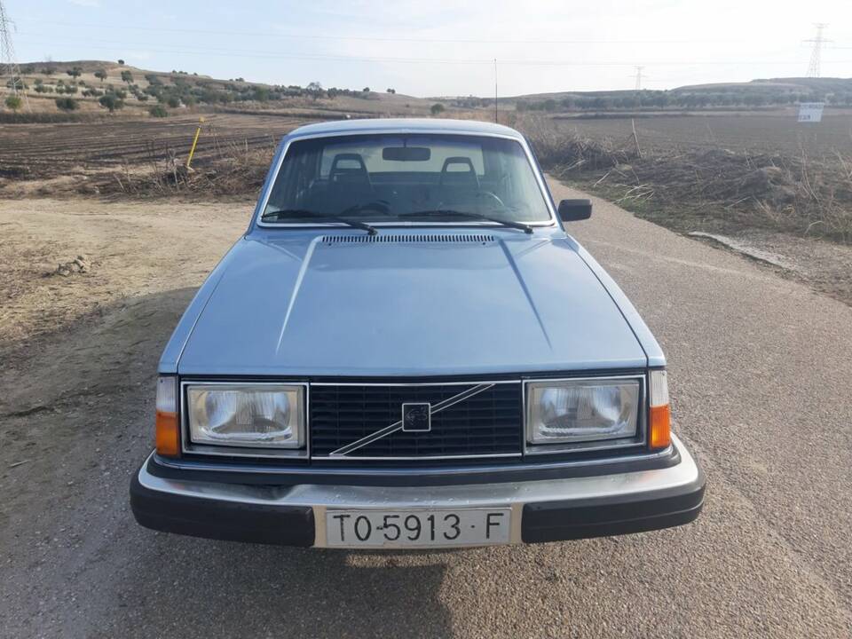 Bild 5/8 von Volvo 240 Diesel (1980)