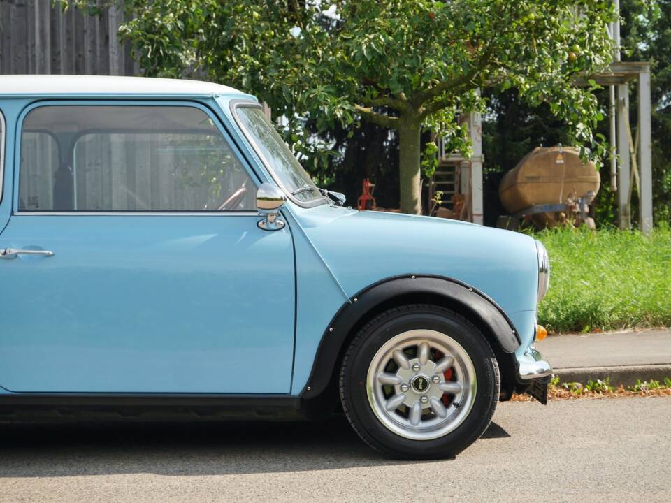 Image 22/39 of Austin Mini Cooper 1300 Rallye (1984)