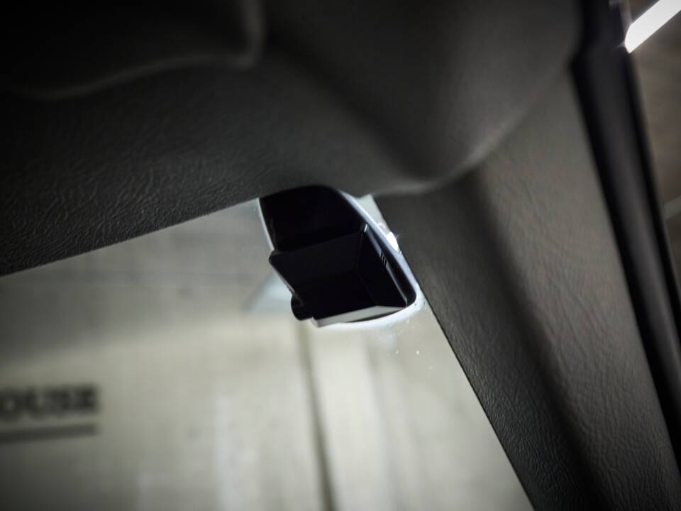 Immagine 63/95 di Mercedes-Benz SL 600 (1998)