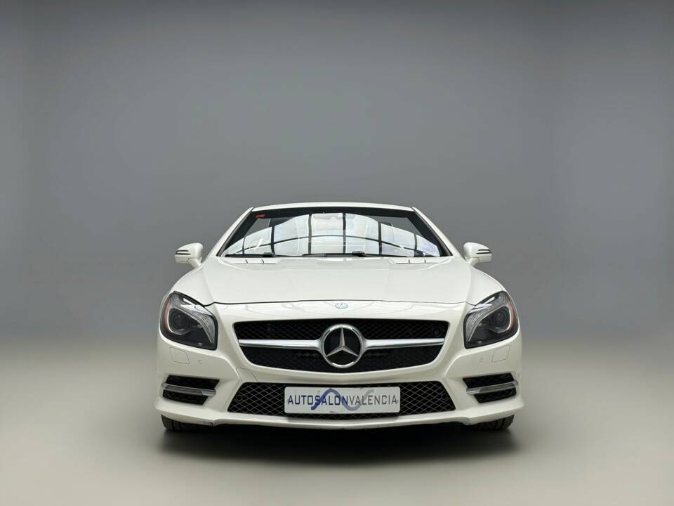 Bild 12/26 von Mercedes-Benz SL 500 (2015)