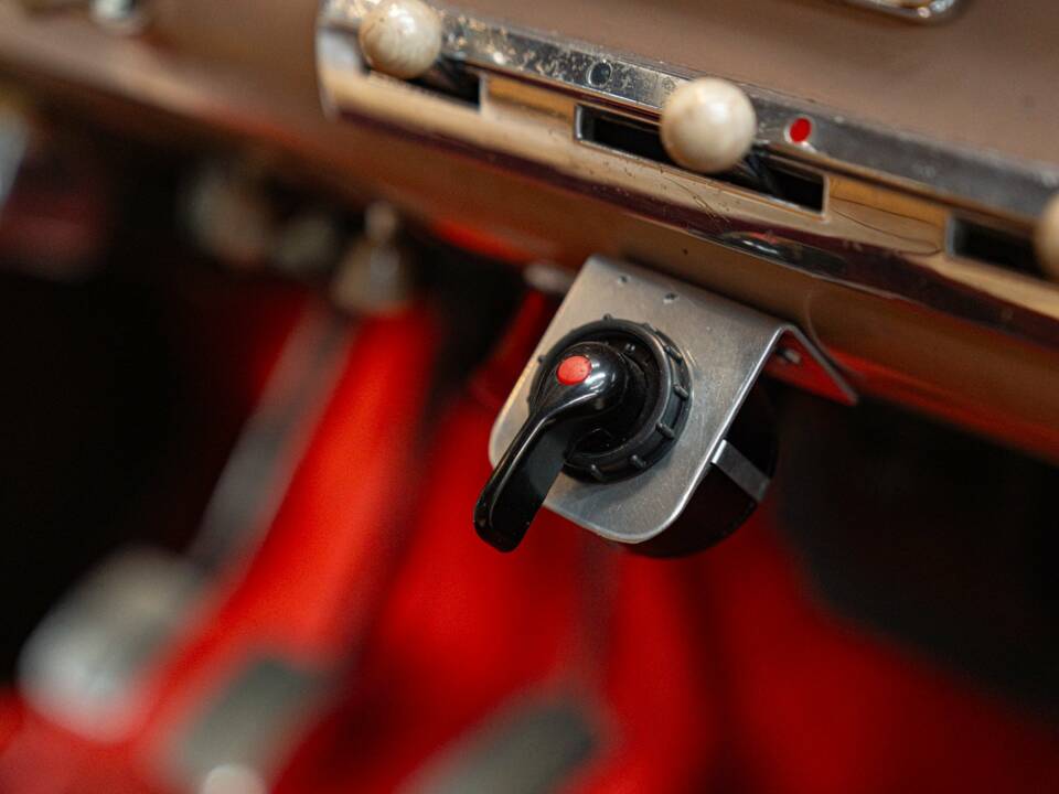 Imagen 44/50 de BMW 501 A (1955)