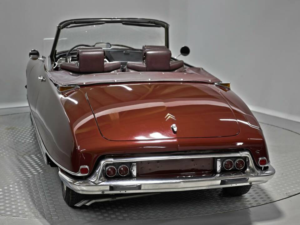Imagen 18/50 de Citroën DS 19 Chapron (1961)