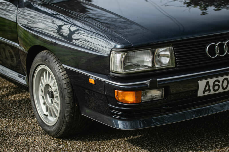 Image 33/48 of Audi quattro (1988)