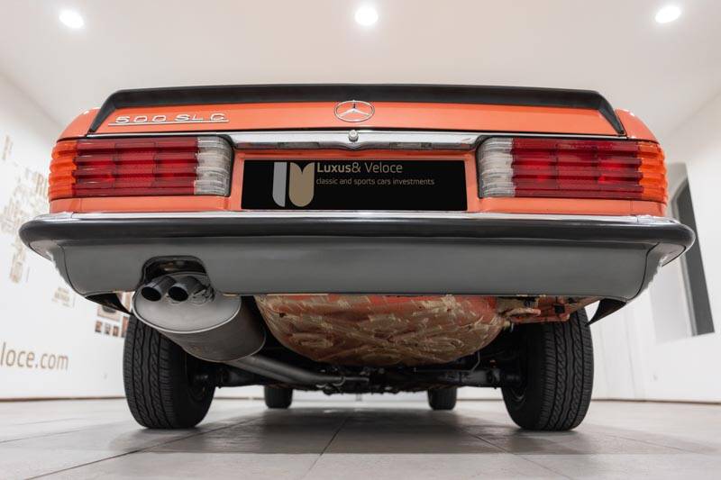 Image 43/89 of Mercedes-Benz 500 SLC (1980)
