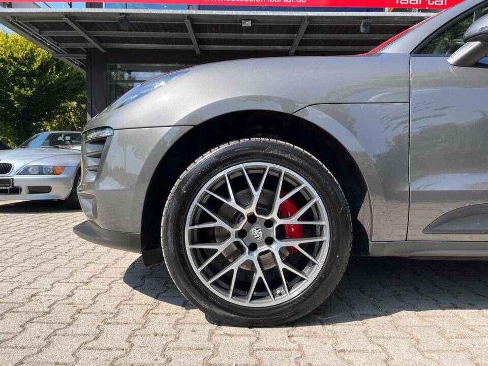 Bild 10/21 von Porsche Macan (2018)
