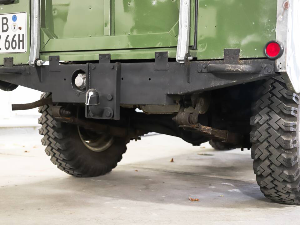 Bild 79/96 von Land Rover 88 (1961)