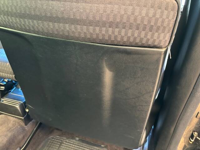 Bild 27/37 von Mercedes-Benz 190 E 2.0 (1991)