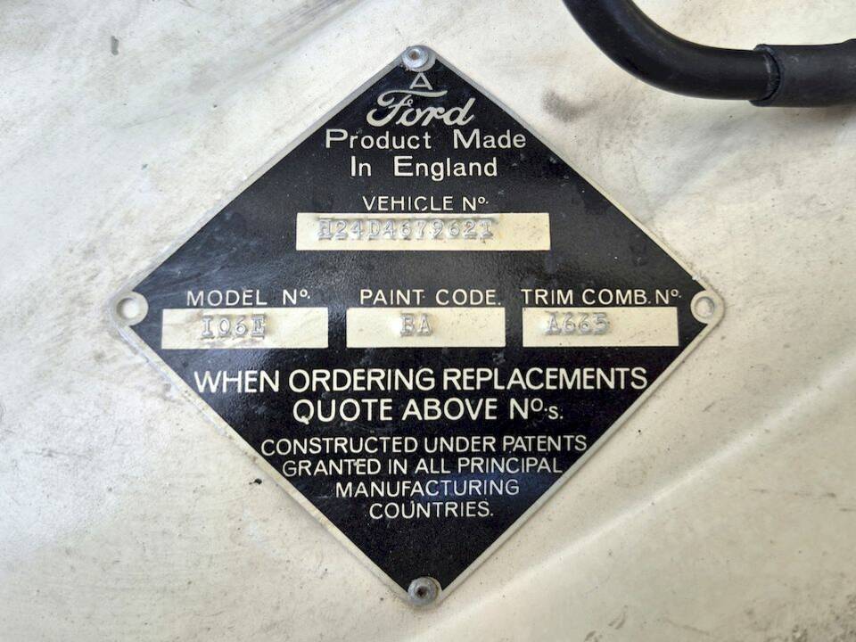 Image 63/63 of Ford Anglia (1965)