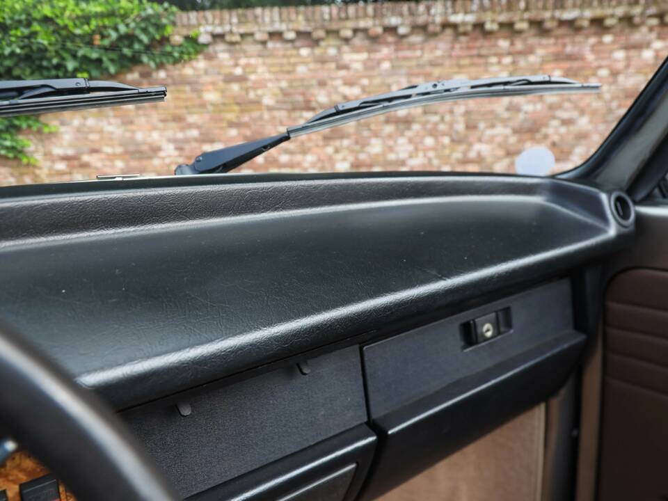Image 42/50 of Volkswagen Beetle 1303 (1979)