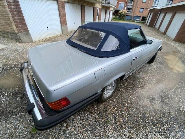 Image 7/8 of Mercedes-Benz 450 SL (1975)