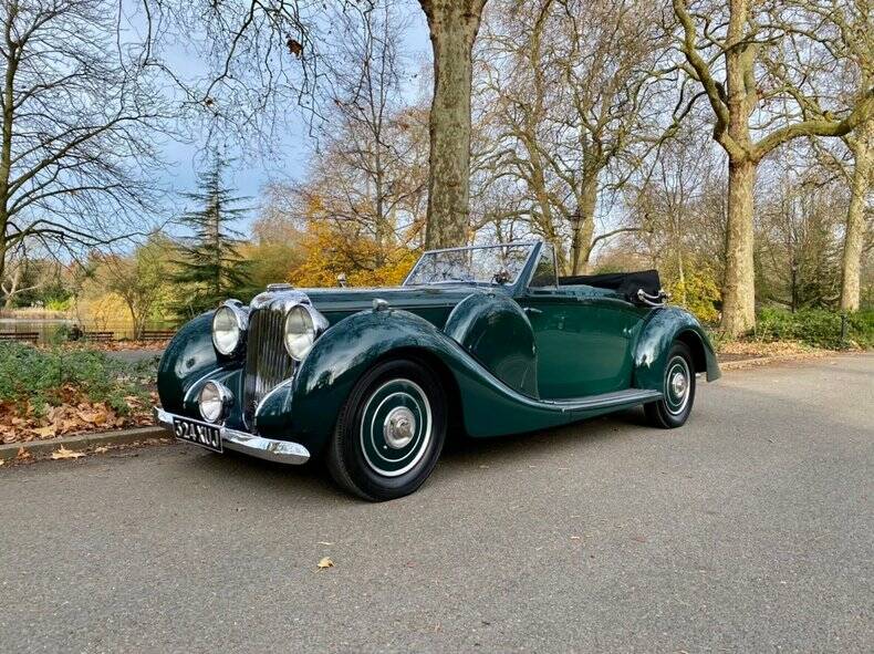 Image 4/50 of Lagonda V12 DHC (1939)