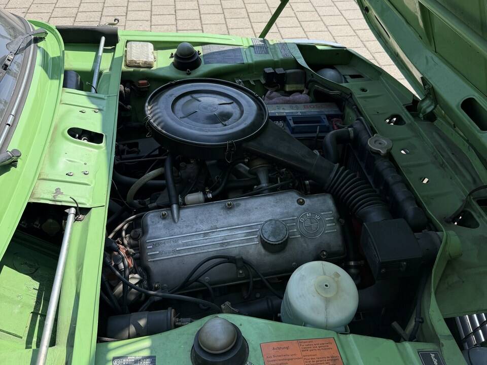 Bild 15/18 von BMW 1502 (1975)