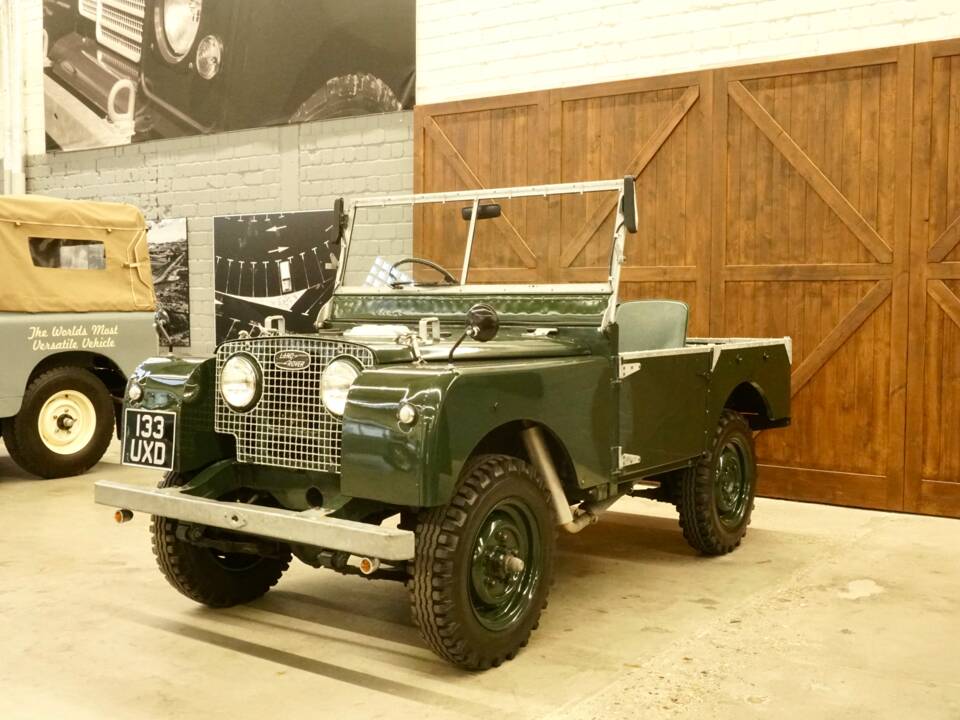Image 3/19 of Land Rover 80 (1951)