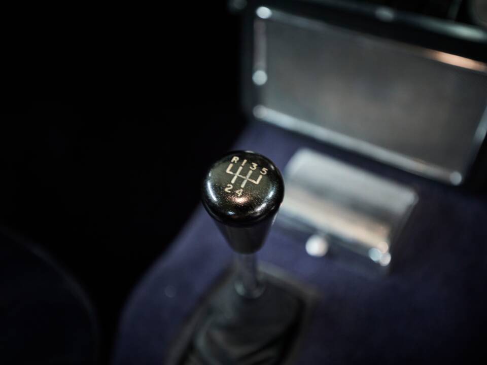 Afbeelding 42/60 van Aston Martin DB 6 (1968)