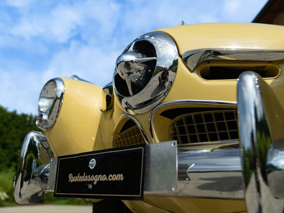 Image 28/50 of Studebaker Champion Regal DeLuxe Convertible (1950)