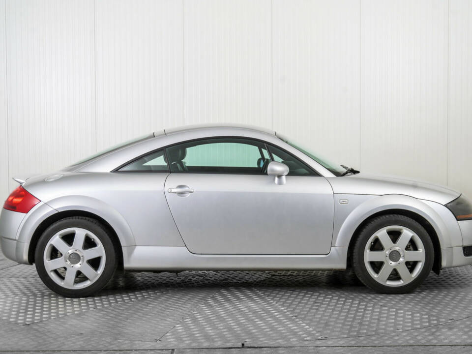 Image 10/50 de Audi TT 1.8 T (1999)