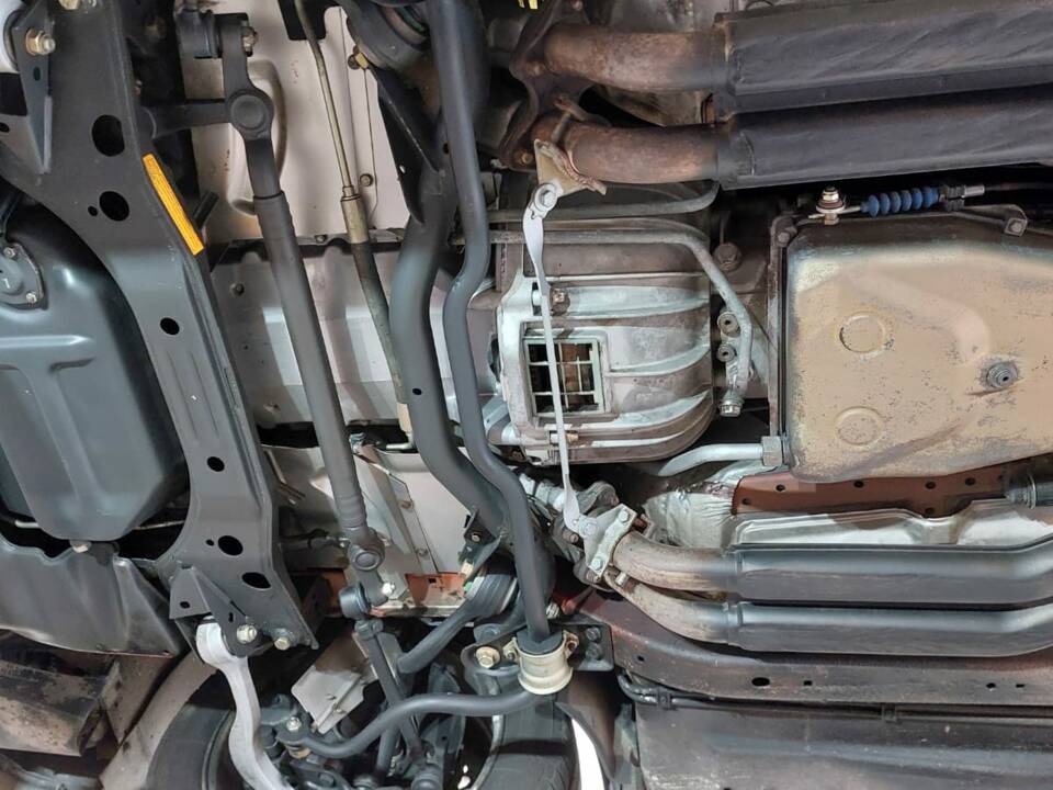 Bild 36/46 von BMW 750i (1991)