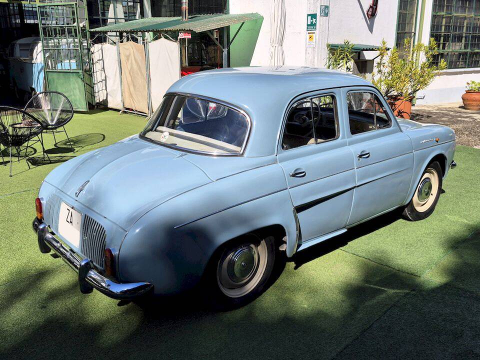 Image 22/64 of Alfa Romeo Dauphine R 1090 (1961)