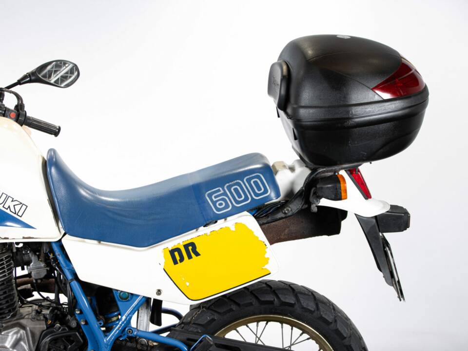 Image 28/50 of Suzuki DR 600 S (1986)