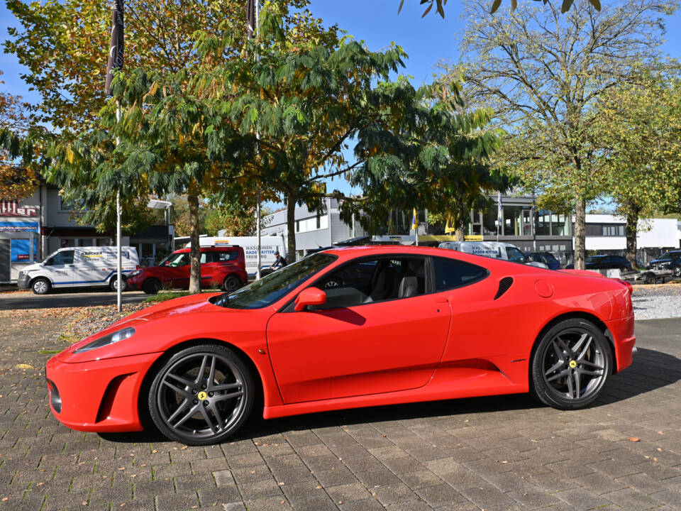 Bild 22/27 von Ferrari F 430 (2005)