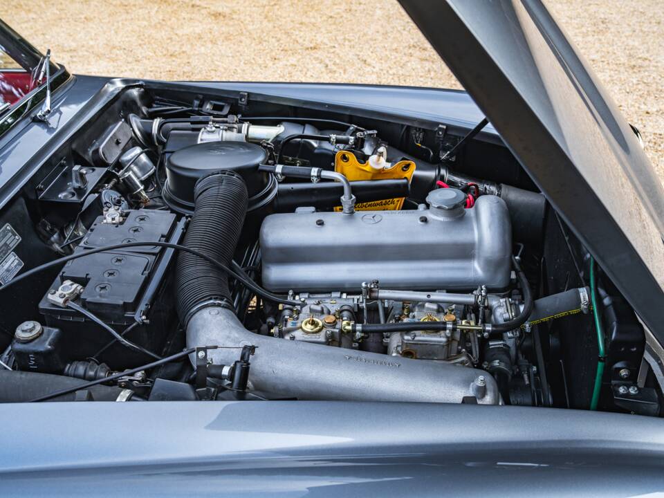 Immagine 39/45 di Mercedes-Benz 190 SL (1960)