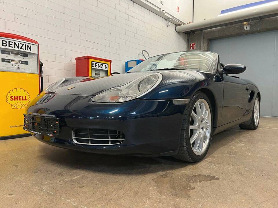 Image 2/18 of Porsche Boxster (1998)