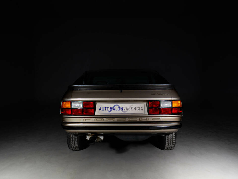 Image 25/44 de Porsche 924 (1983)