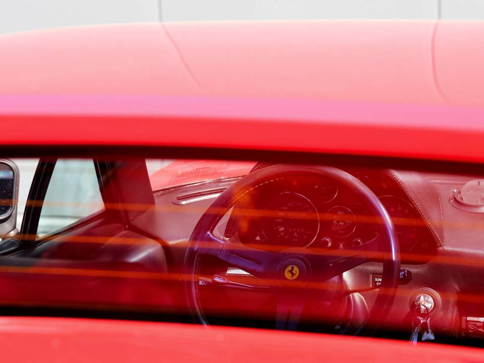 Image 38/61 of Ferrari 308 GTBi (1982)