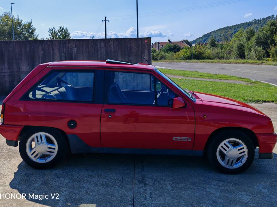 Bild 2/36 von Opel Corsa 1.6 GSi (1989)