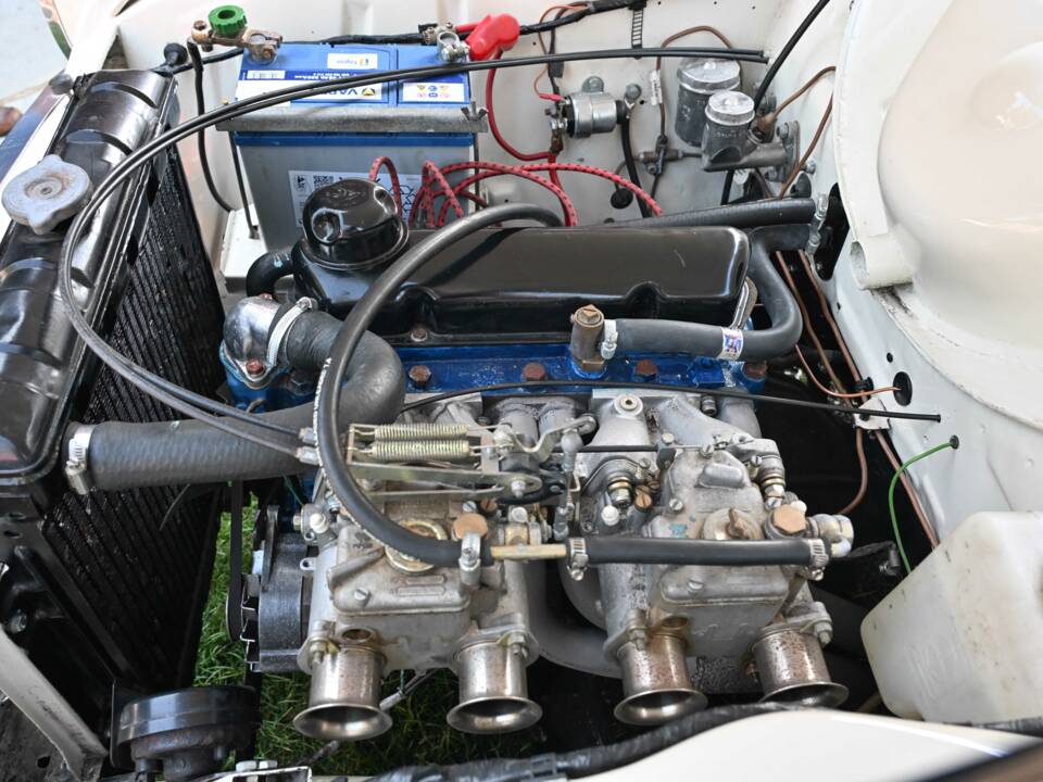 Bild 39/46 von Ford Cortina GT (1965)