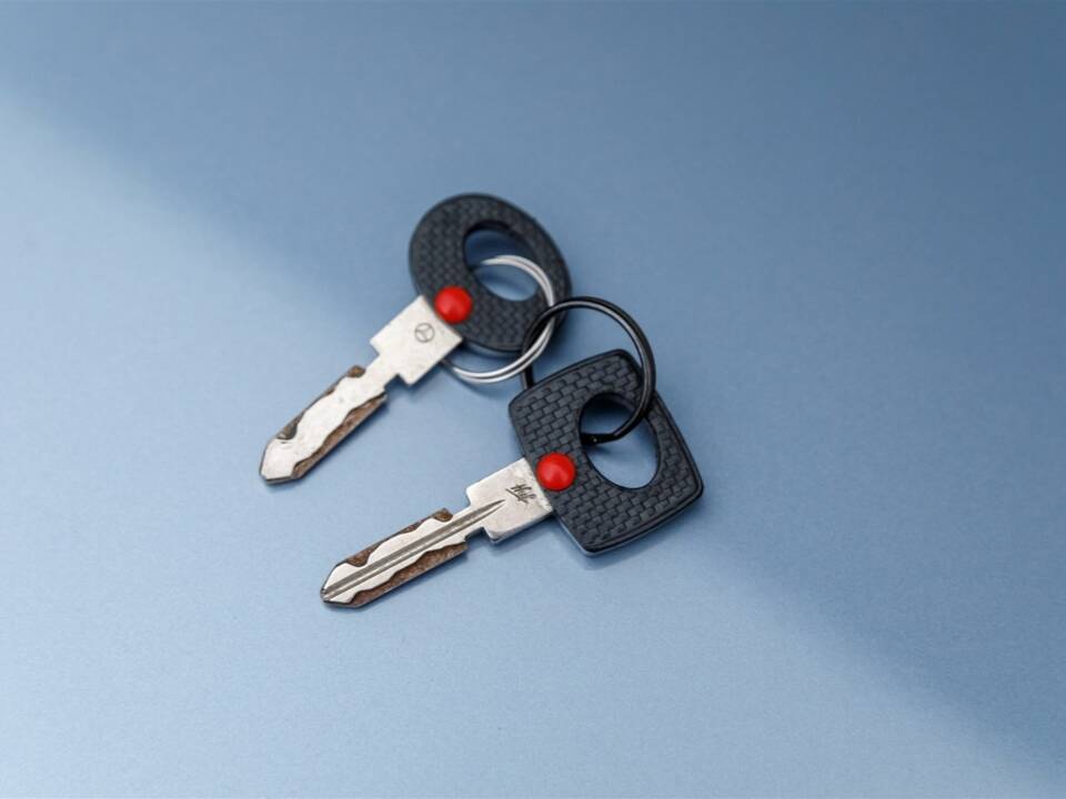 Image 19/19 of Mercedes-Benz 300 SE (1990)