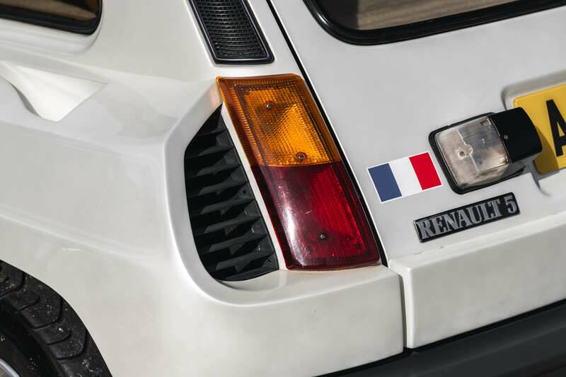 Afbeelding 23/50 van Renault R 5 Turbo 2 (1984)