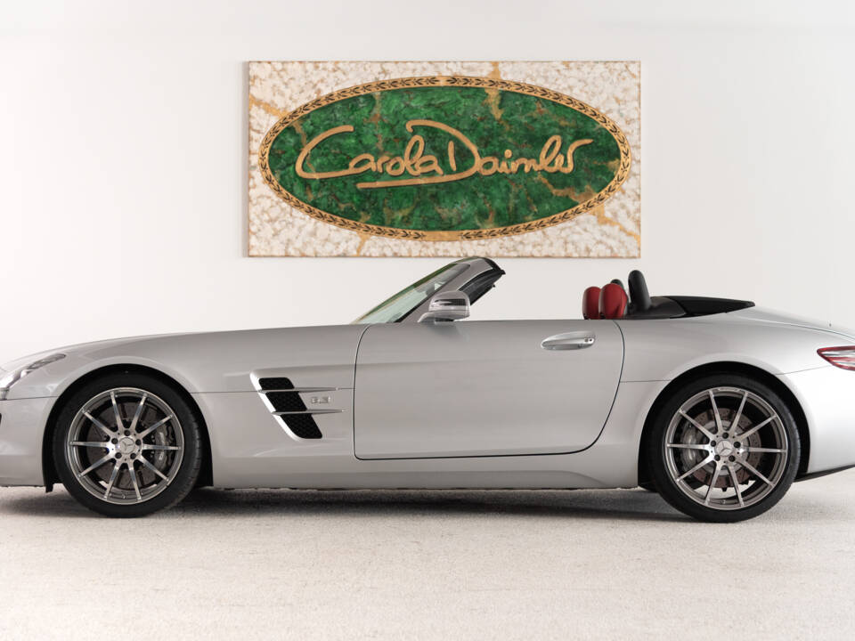 Image 6/48 of Mercedes-Benz SLS AMG Roadster (2012)