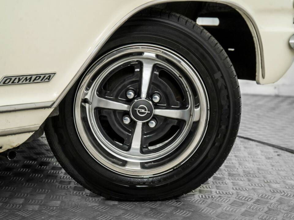 Image 46/50 of Opel Olympia 1700 S (1968)