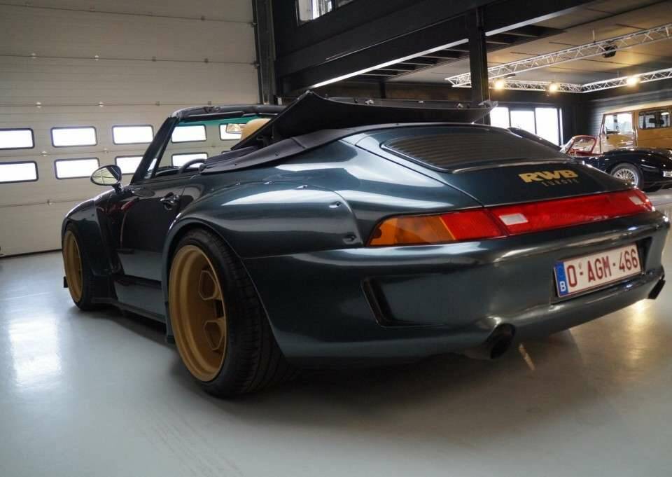Image 45/50 of Porsche 911 Carrera RWB (1995)