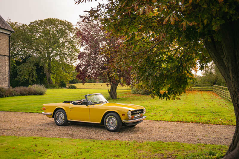 Bild 36/37 von Triumph TR 6 (1974)